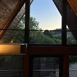 Stryh Xata - будиночок в карпатах з чаном-джакузі Lodge
