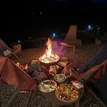 Lodge Stryh Xata - будиночок в карпатах з чаном-джакузі *