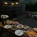 Stryh Xata - будиночок в карпатах з чаном-джакузі Volosyanka (Lviv)