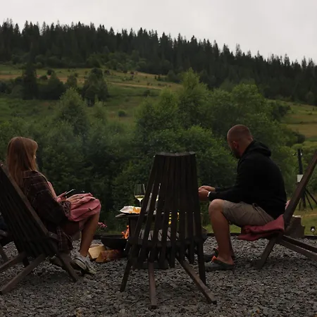 Stryh Xata - в карпатах з чаном-джакузі Lodge Volosyanka (Lviv)