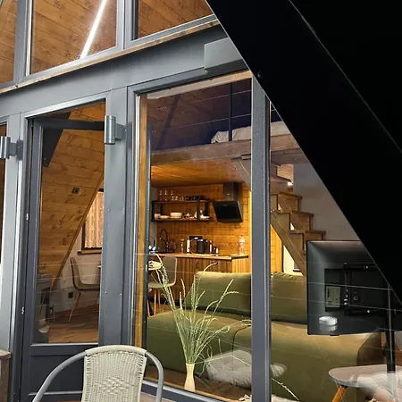 Stryh Xata - в карпатах з чаном-джакузі