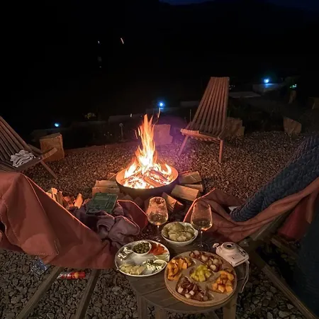 Lodge Stryh Xata - в карпатах з чаном-джакузі *