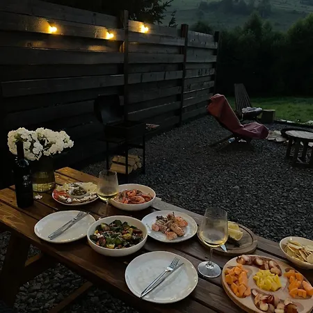 Stryh Xata - в карпатах з чаном-джакузі Volosyanka (Lviv)